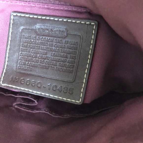 🚫SOLD🚫Coach Patchwork Holiday Purse - Picture 3 of 8